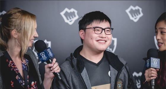 成了熊猫脸 成了熊猫脸