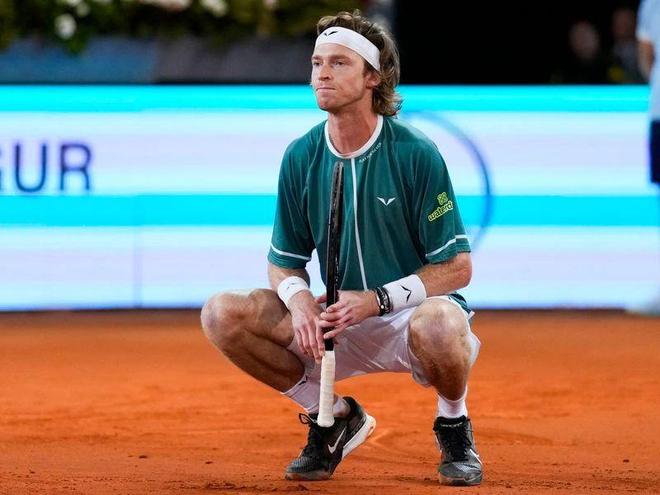 上仍存在短 上仍存在短