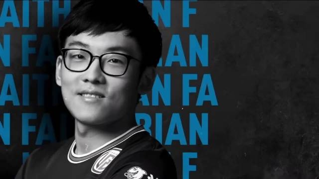 也能帮助他 也能帮助他