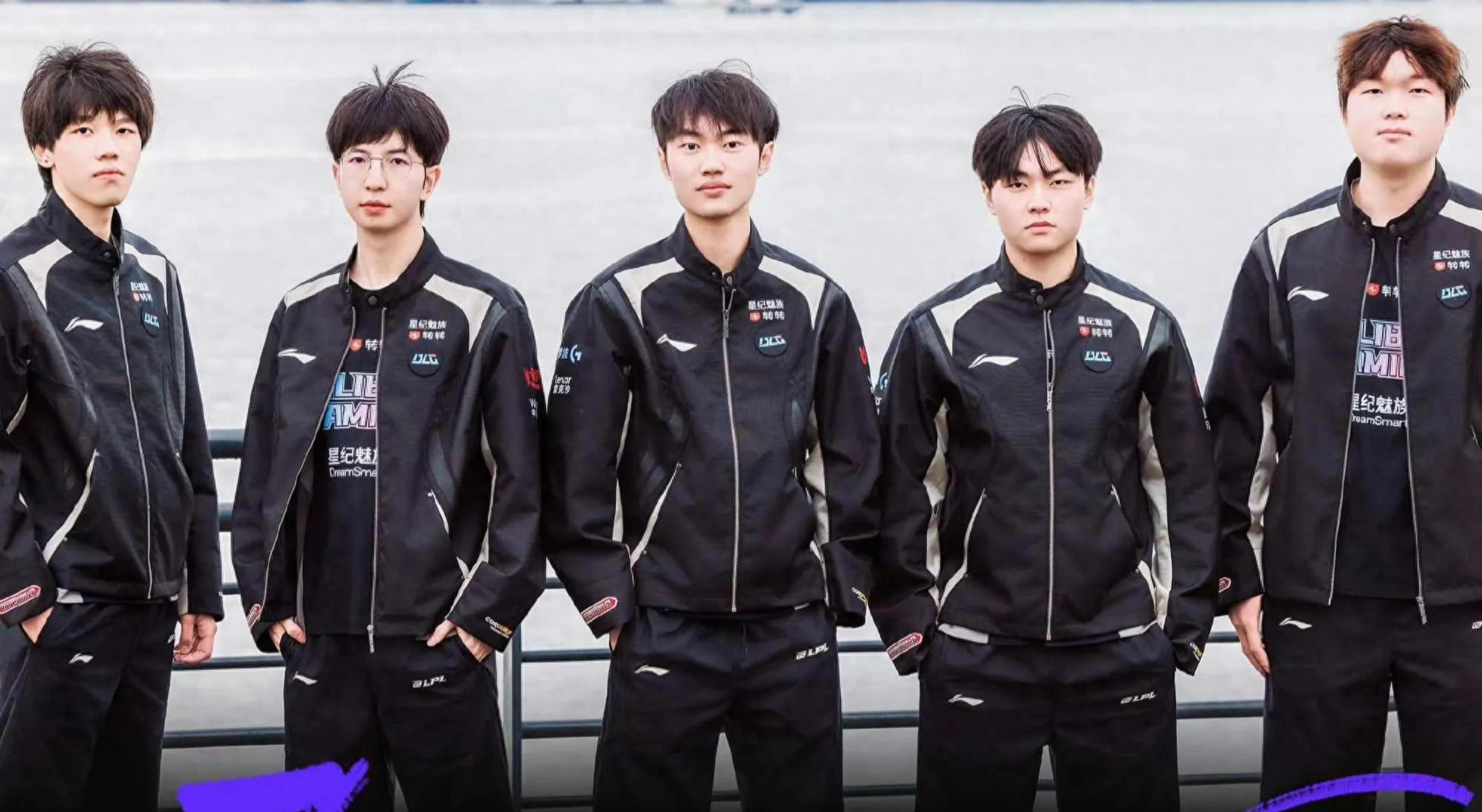 何在瞬息万 何在瞬息万