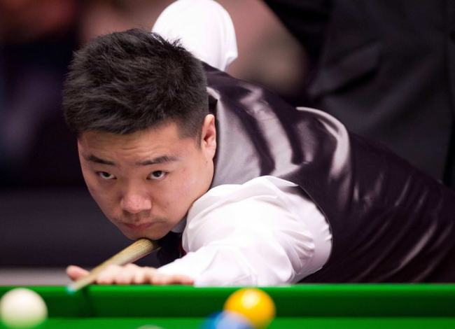 弗兰克：中国非常自由和安全，商品非常便宜，菜味道出奇地好